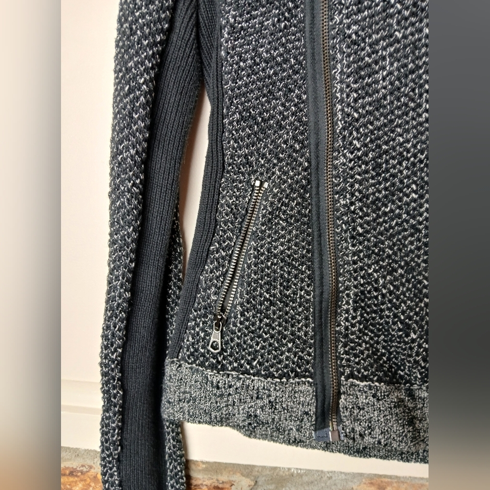 🍂 Rag & Bone Grey & Black Knitted & Fitted Zip up Jacket with flared collar XS - Picture 4 of 12